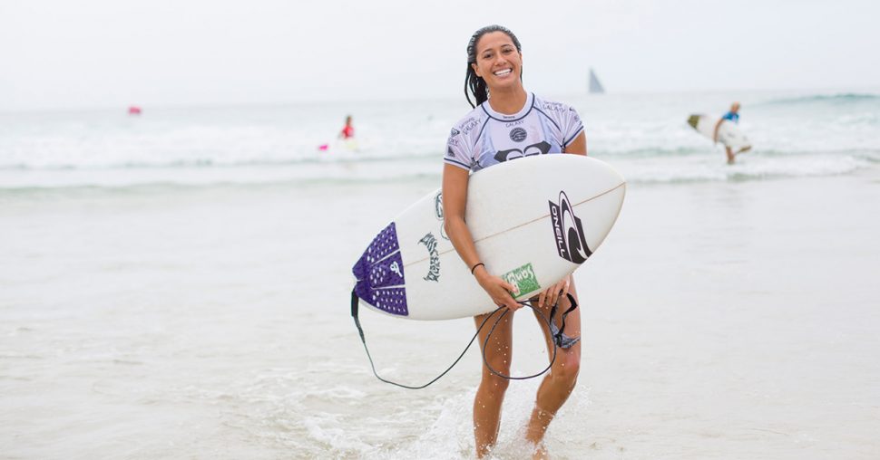 Deze surfster is niet sexy genoeg voor sponsors