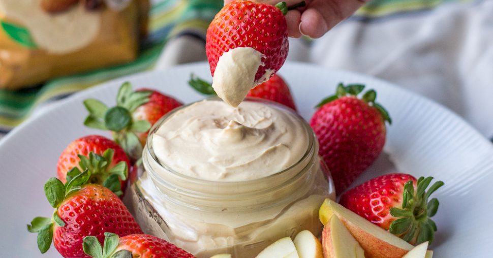 Extreme aperitiefcombo: pindakaas en yoghurt