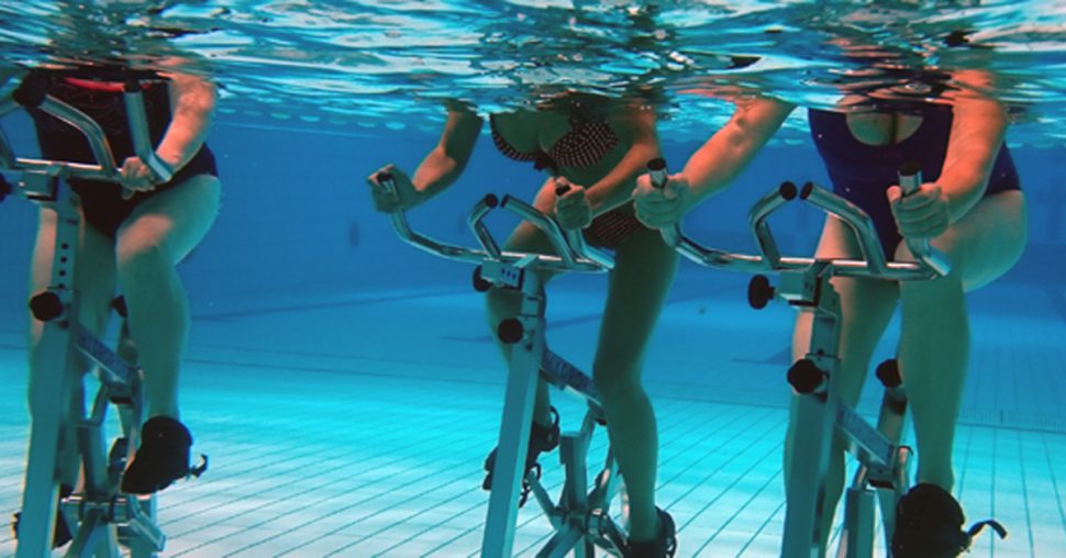 6 redenen waarom aquabiken goed voor je is