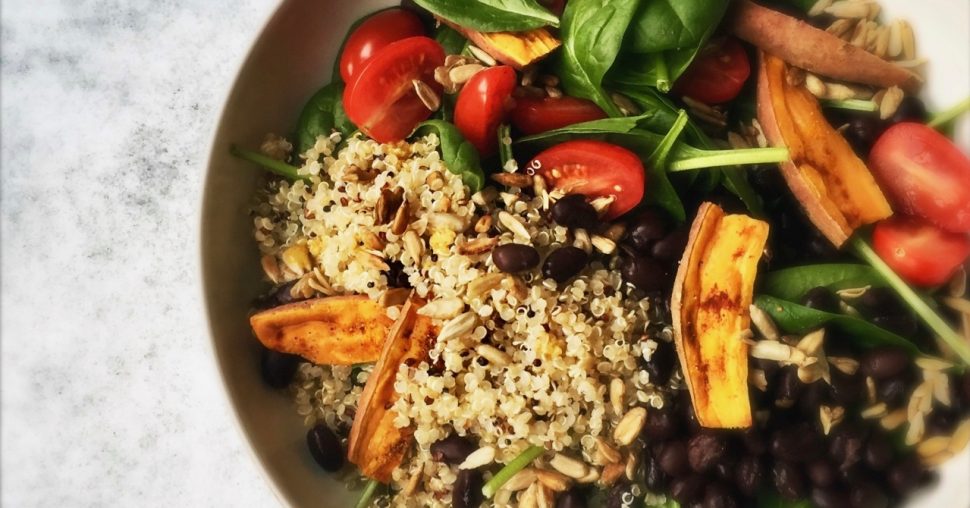 Buddha Bowl met Zoete Aardappel ‘Frietjes’