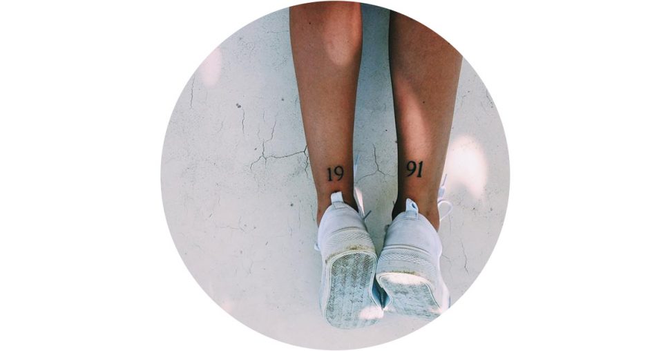 Deze tattootrend uit de nineties is helemaal terug van weggeweest