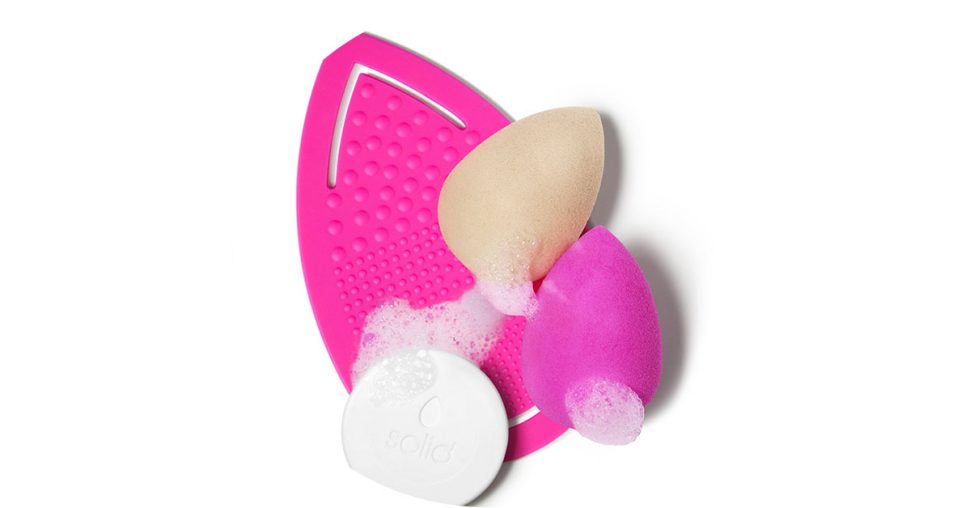 Beautyblender brengt een cleansing tool op de markt