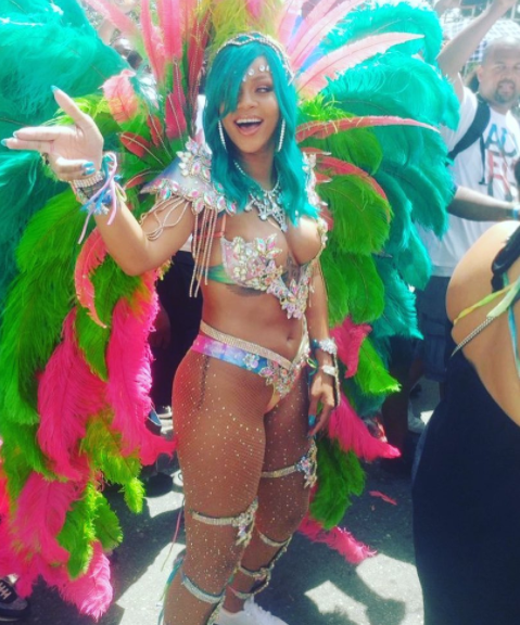 rihanna-crop-over-crawpova-wukking-up-barbados-festival