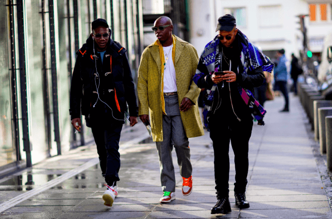 streetstyle, mannen, men, paris fashion week, outfits, inspiratie, lief, vriend, jongens, urban, baggy, neon, heuptasje, beanie, camouflage