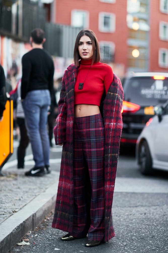 90's streetstyle 90s 90 nineties fashion week