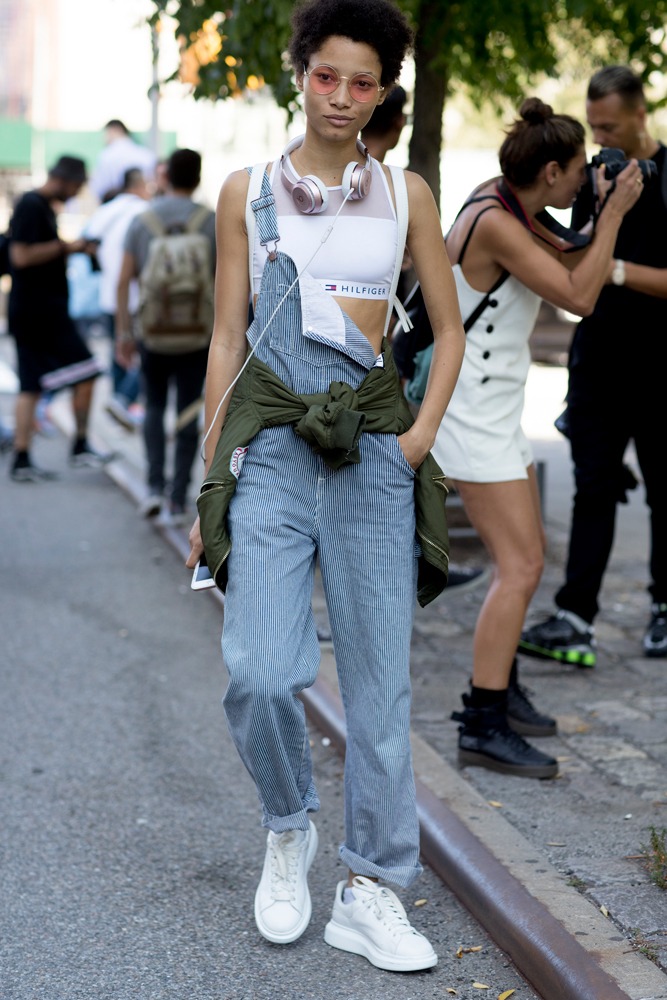 90's streetstyle 90s 90 nineties fashion week