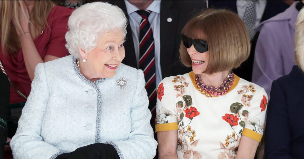 Queen Elizabeth is meest verrassende front row-gast tijdens London Fashion Week