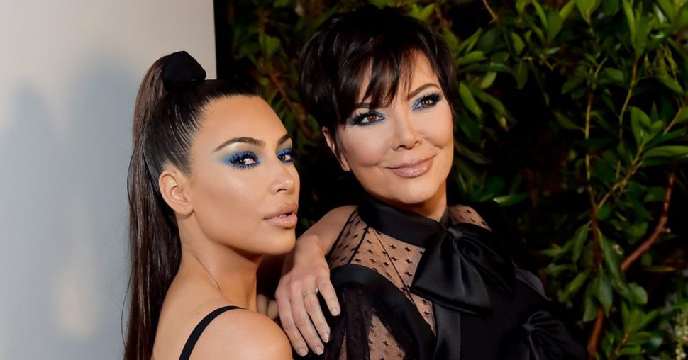 Hoe Kim Kardashian deze foute make-upkleur weer hip maakt