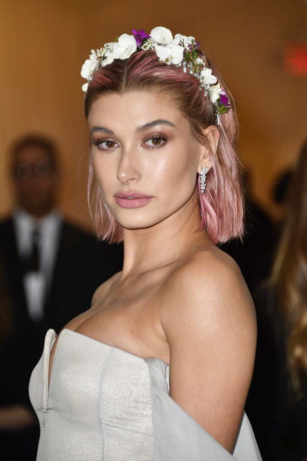 met gala, beauty, rode loper, hailey baldwin