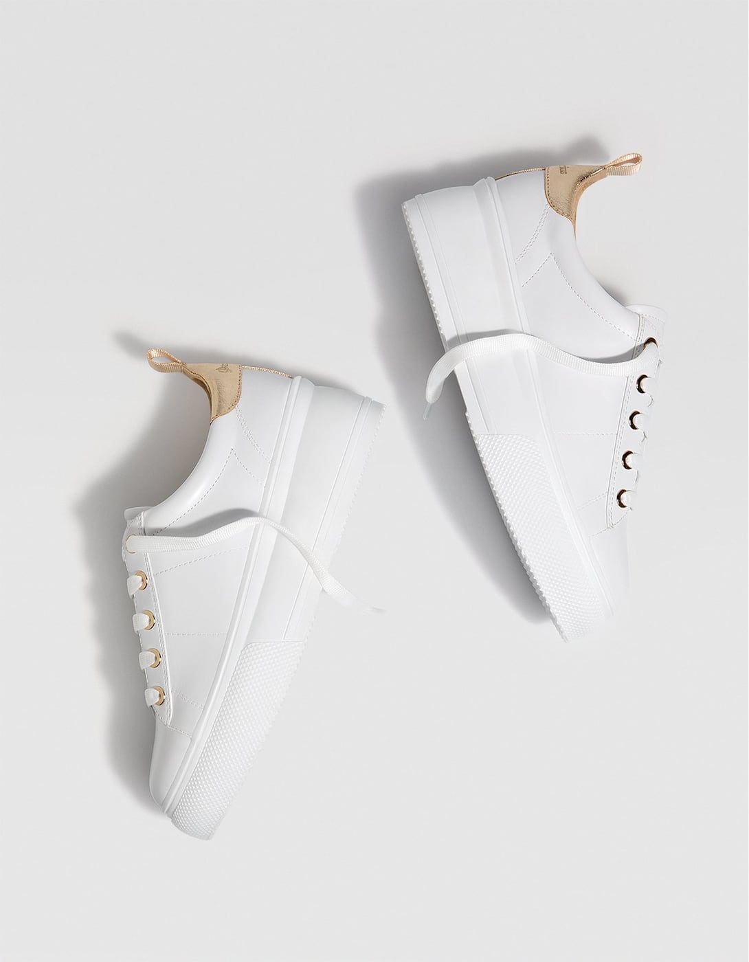 stradivarius witte sneakers