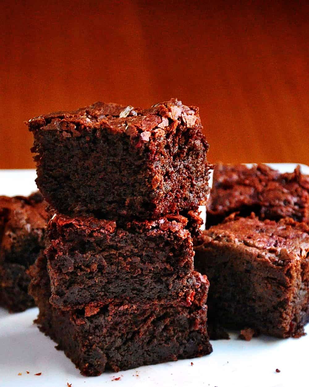 Verborgen_groenten_dark-chocolate-beet-brownies-stacked