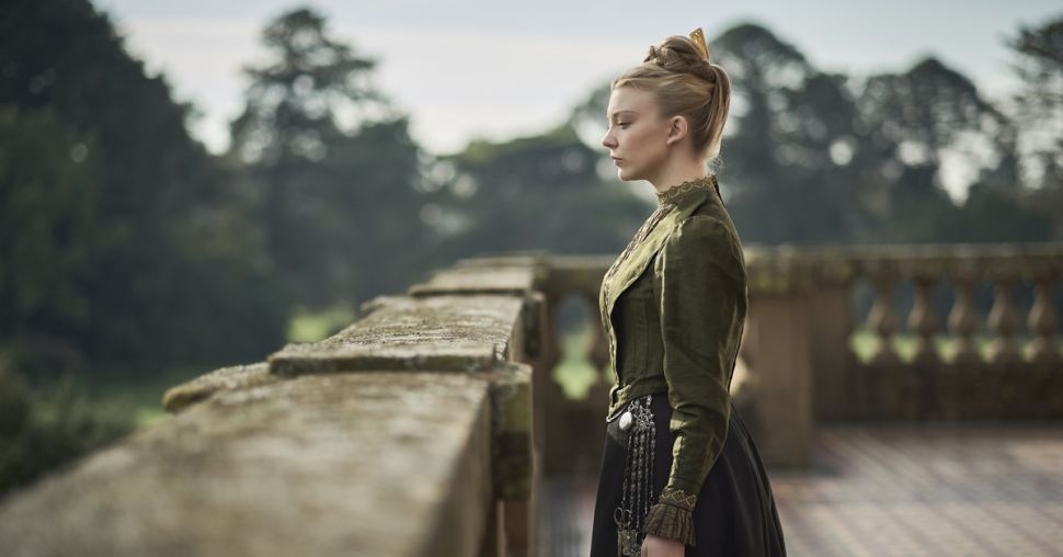 Girlcrush: Natalie Dormer trekt down under in Picnic at Hanging Rock