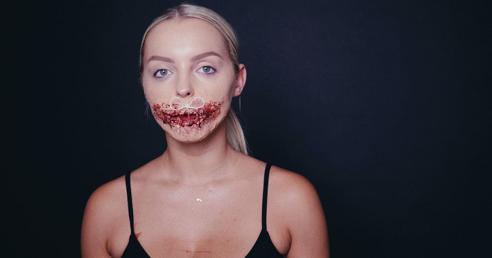 Halloween make-up tutorial: vastgenaaide mond