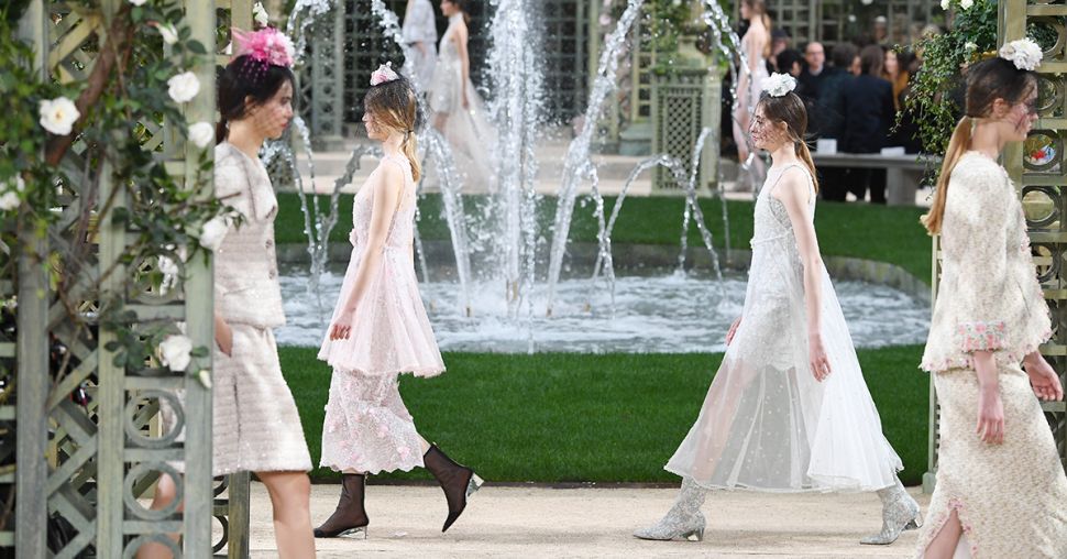 Must see: De nieuwe modedocu over Chanel haute couture