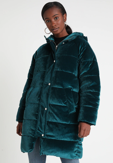 oversized_puffer_jackets_survival_quilted