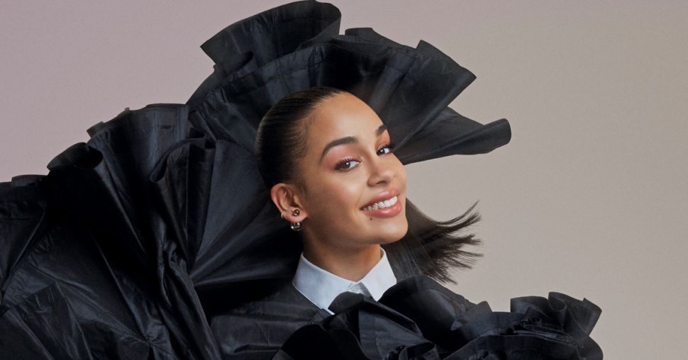 Exclusief: Adwoa Aboah interviewt rijzende popster en BFF Jorja Smith