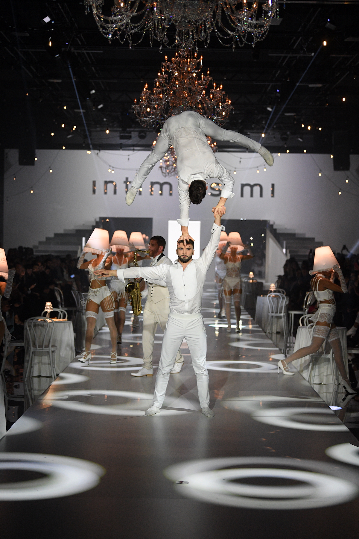 Intimissimi White Cabaret