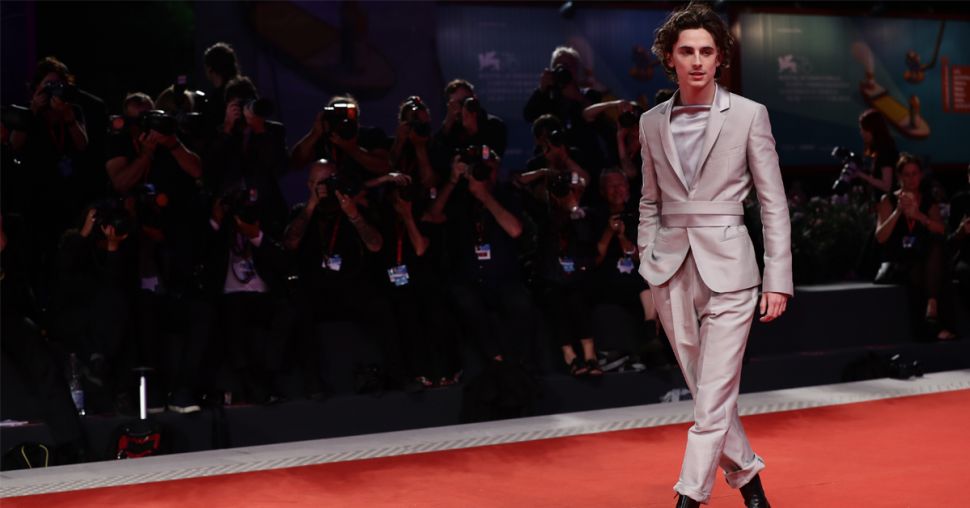 De beste rode loper looks van stijlicoon Timothée Chalamet op een rijtje