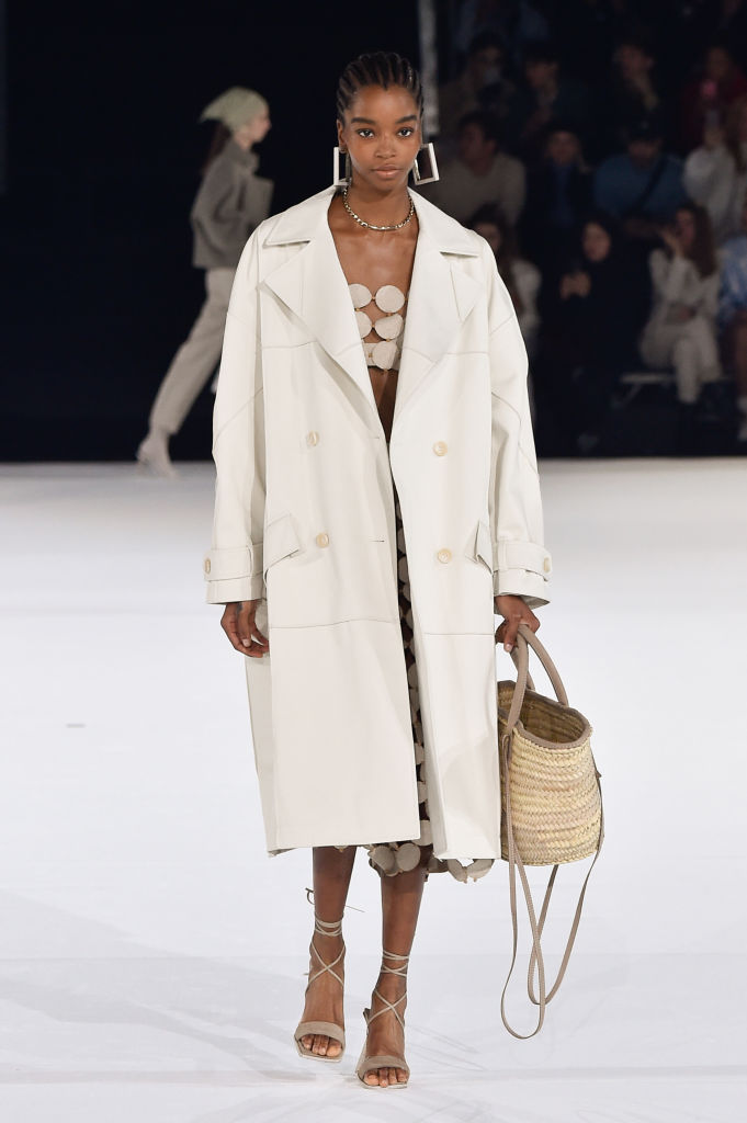 jacquemus collectie winter 2020 catwalk