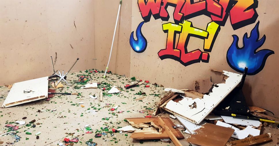 Getest: een romantische date in een rage room