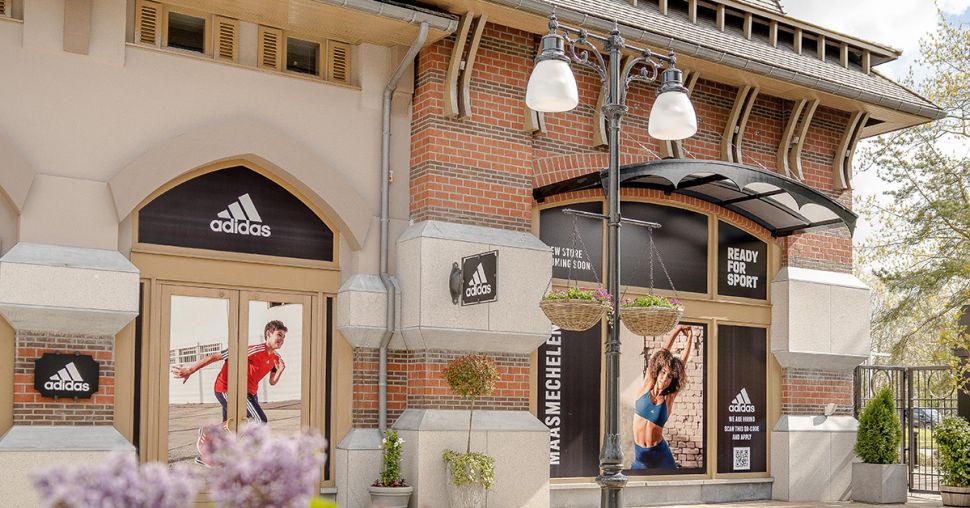 Maasmechelen Village breidt uit met een adidas boetiek en Labellov pop-upshop