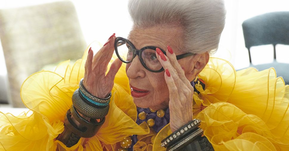 H&M gaat collab aan met 100-jarige fashionista Iris Apfel