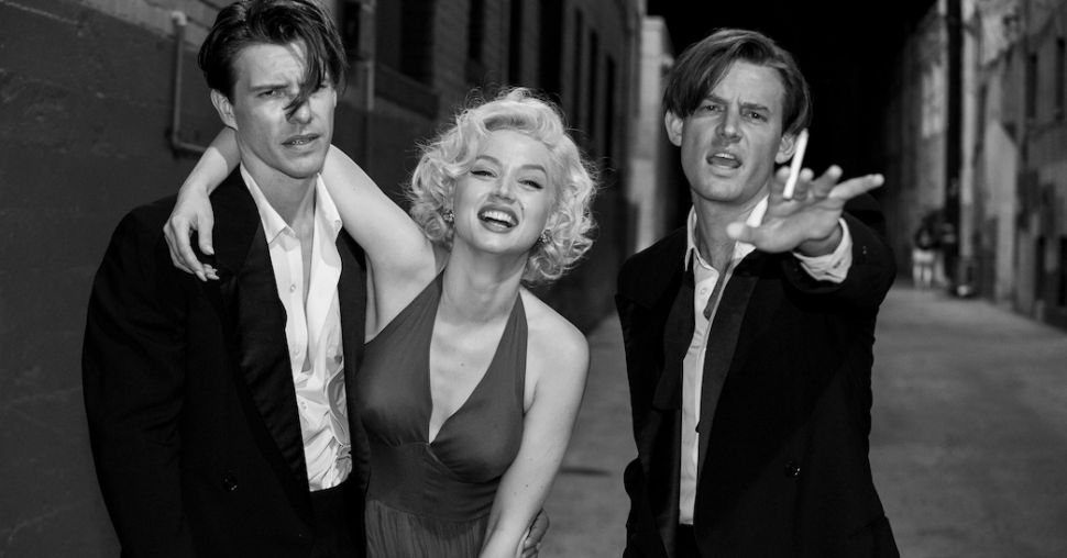 De film ‘Blonde’ op Netflix toont Marilyn Monroe’s donkere kant