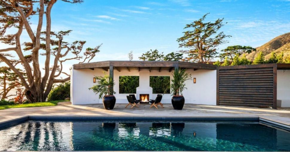 Zien: Kim Kardashian koopt huis in Malibu van Cindy Crawford voor 70 miljoen dollar