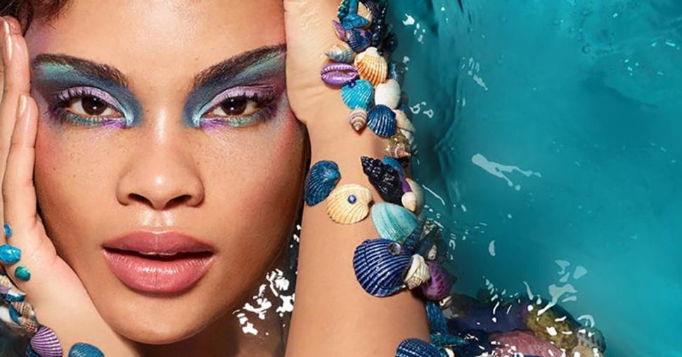 De Kiko x The Little Mermaid make-up is ideaal voor op het strand