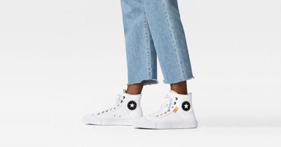 30% korting op zwarte en witte klassiekers van Converse