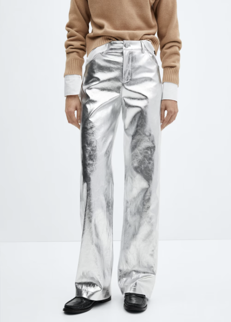 Metallic broek met wijde pijpen, €49,99, Mango