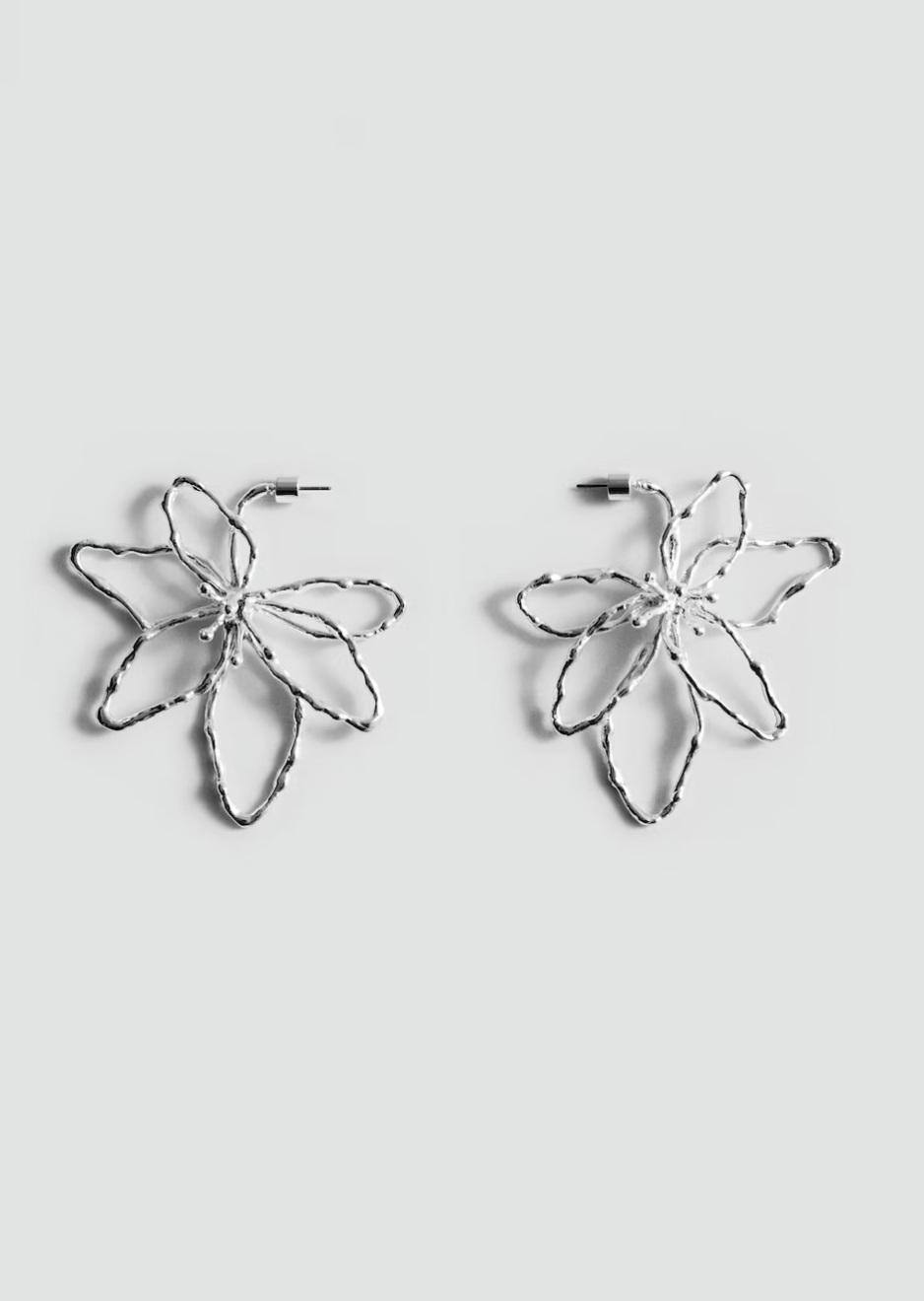 Zilveren bloemen oorbellen