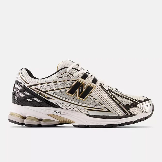 New Balance 1906r sneakers