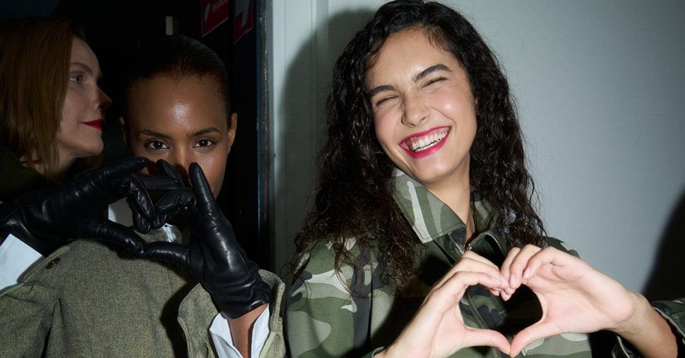 Zo ging het er backstage aan toe op de Baum und Pferdgarten show tijdens Copenhagen Fashion Week