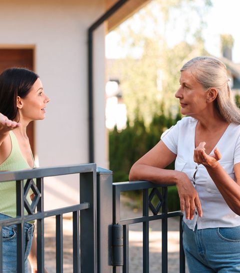 10 soorten familieleden van wie je volgens de psychologie beter afstand kunt houden